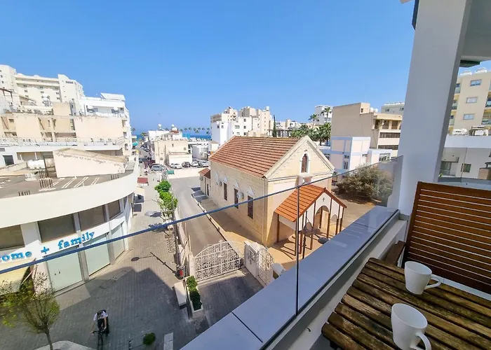 Sea Bay Apartment